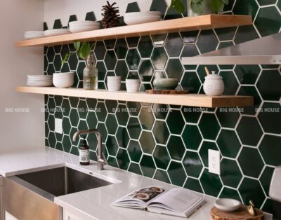 Ưu điểm gạch ốp bếp màu xanh Kèm Mẫu gạch Đẹp & Báo giá